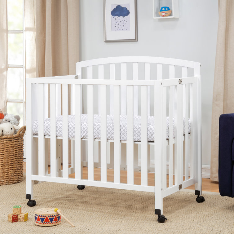 DaVinci Dylan 3in1 Mini Convertible Portable Crib & Reviews Wayfair